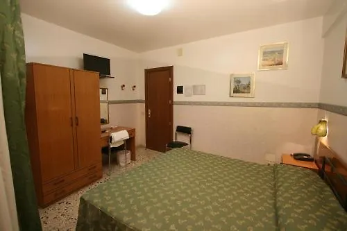 Hotel Cortese Palerme 2*,