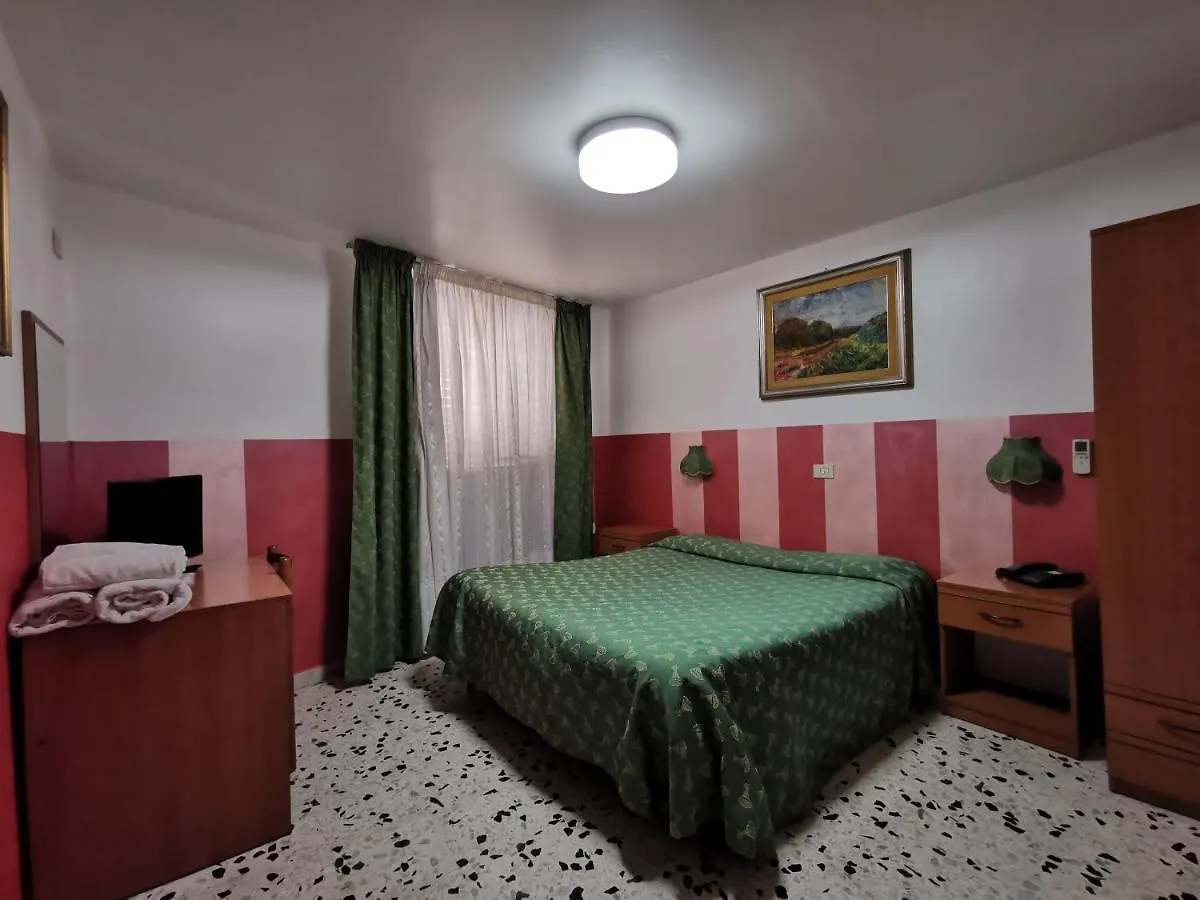 Hotel Cortese Palerme 2*,